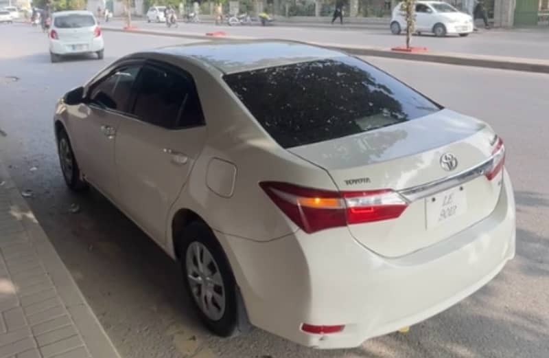 Toyota Corolla XLI 2015 5