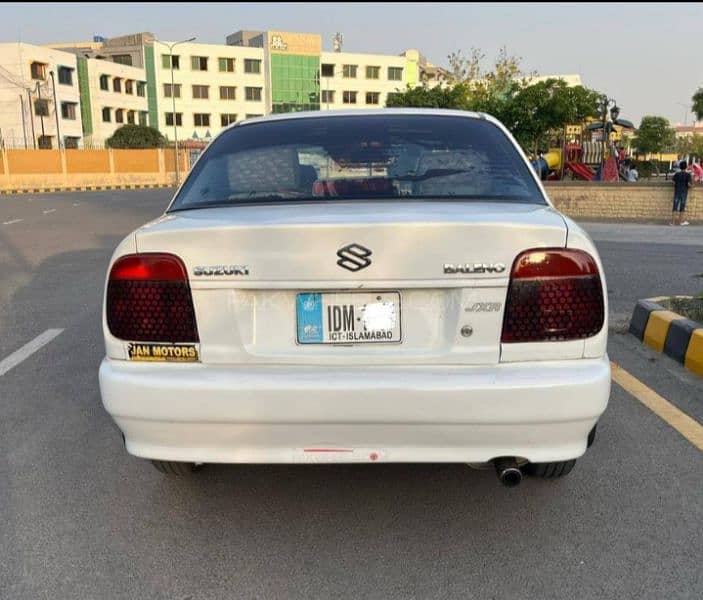 Suzuki Baleno 2004 1