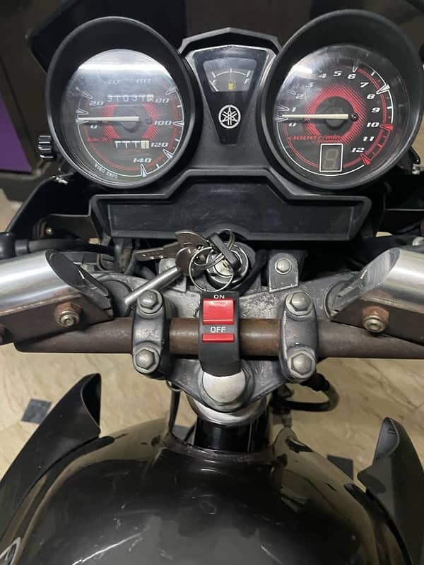 Yamaha Ybr 125 self start with mint condition 2