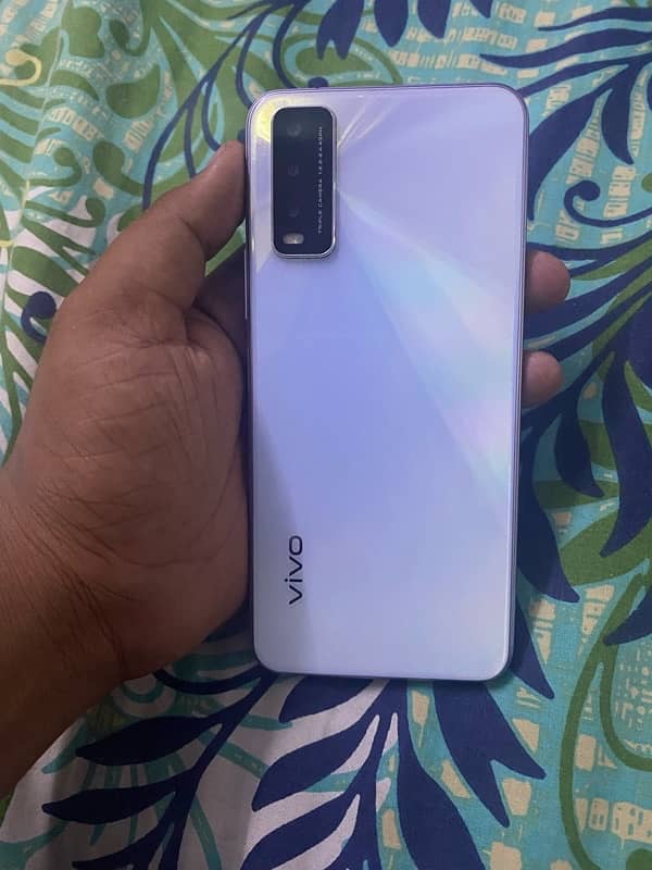 vivo y20 bilqul new slighty used 1