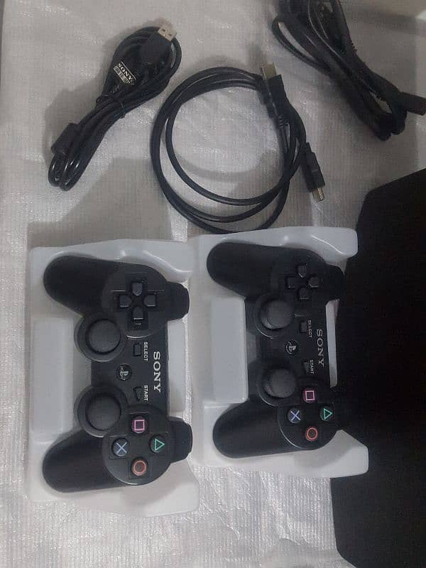 jailbreak ps3/500gb/45 games install tow controllers wirelless 13