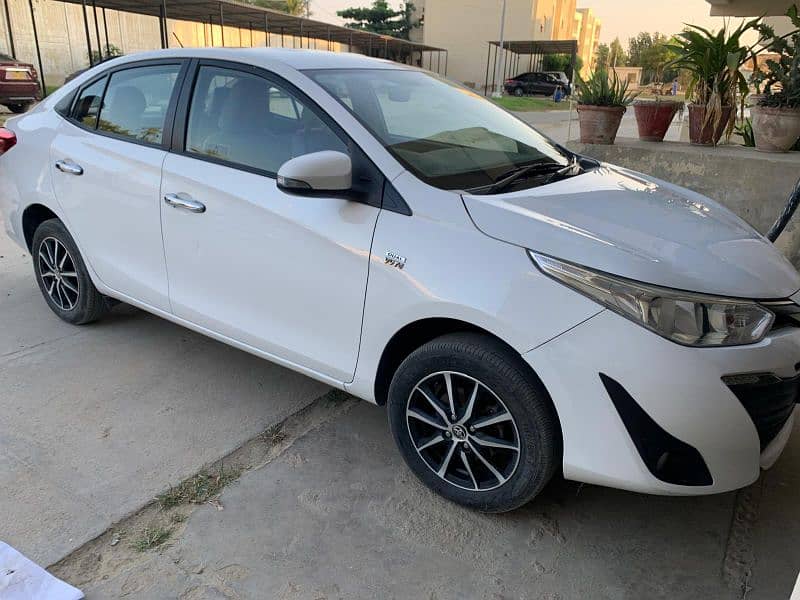 Toyota Yaris 2020 CVT 1.5 ATIV X. . total genuine paint 11