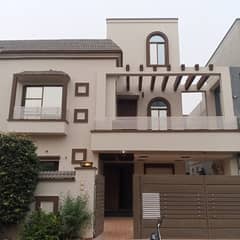 10 Marla House For Rent In Bahria Town Lahore