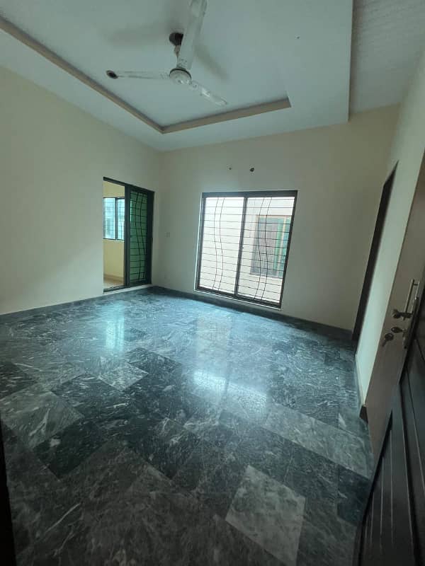 12 Marla Beautiful House Available For Rent In Lake City Sector M-1 15