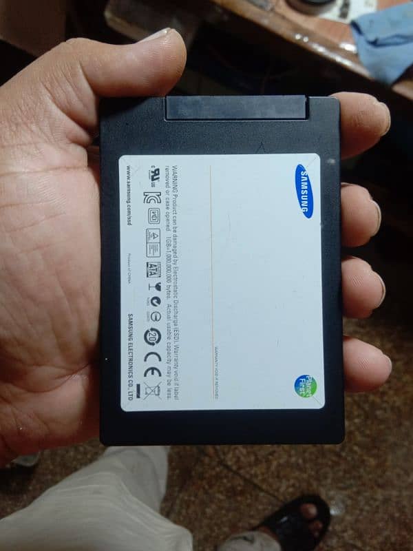 Samsung SSD128 gb 0