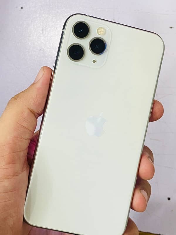 iPhone 11pro 256GB PTA Approved 0