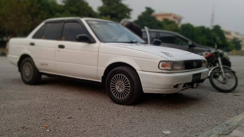 Nissan Sunny (1990/91) exchange possible 4