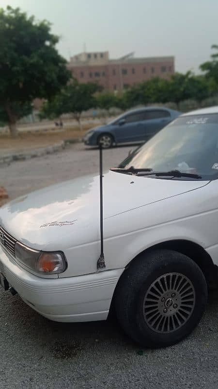 Nissan Sunny (1990/91) exchange possible 11