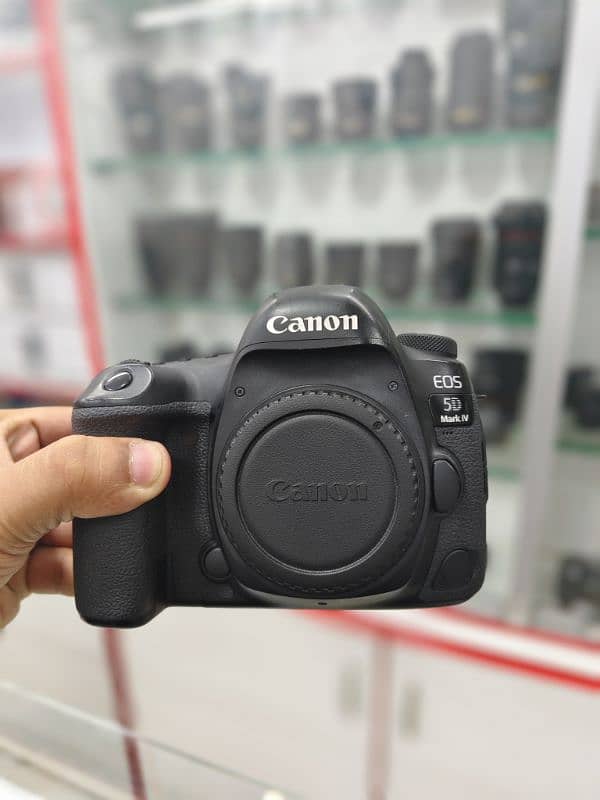 Canon 5D Mark IV Full Frame Body Only (HnB Digital) 0