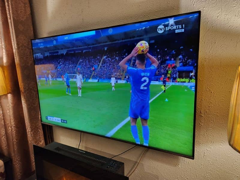 Samsung 55" UHD 4K Series 8 (Original) 3