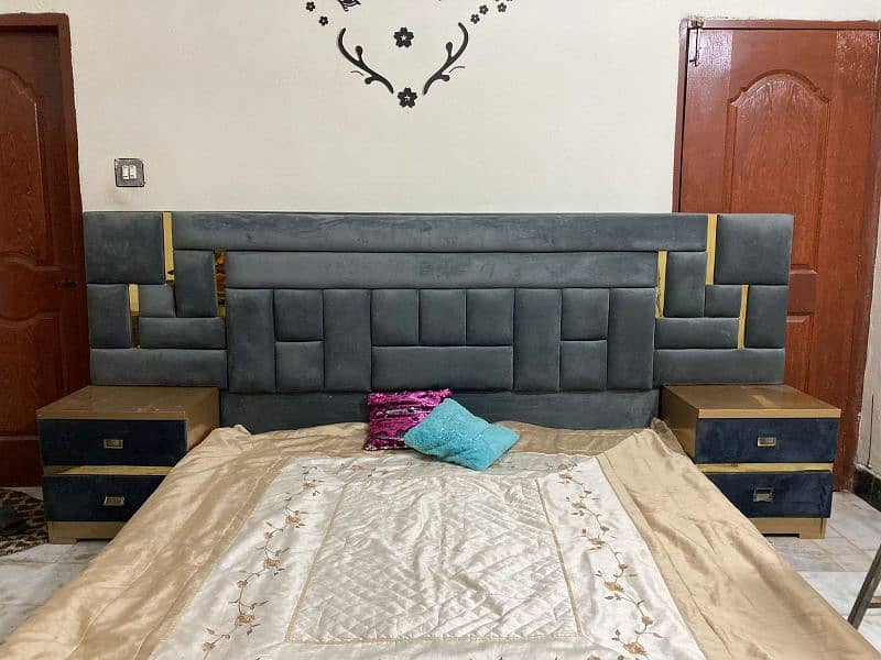 bed set complete for urgent sale like a new condition 2