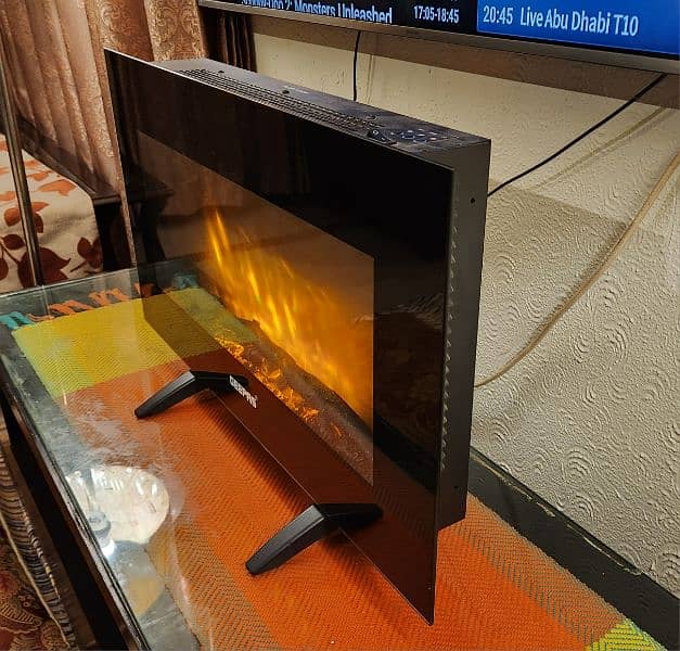 Geepas Electric Fireplace (Branded) 2