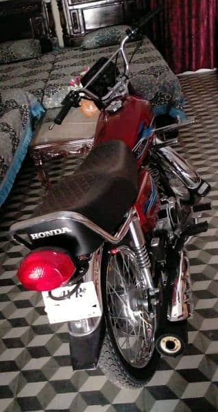 Honda 125 (2024) lush condition 2