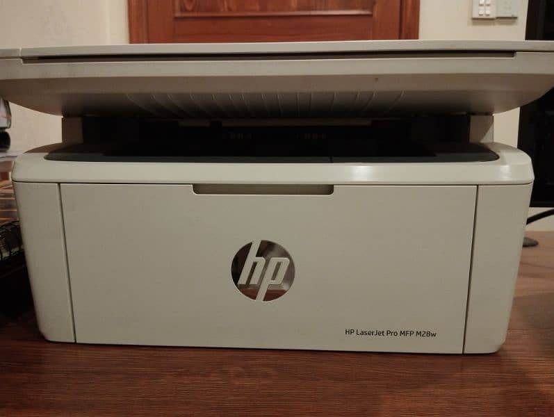 HP Laser jet pro M28w just like brand new 2