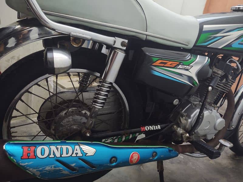 Honda 125 2023 model 6 month 03/13/64/07/4/66 8