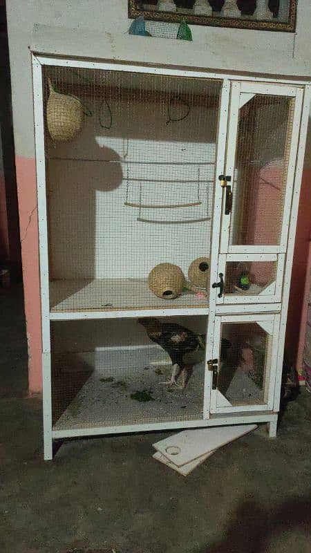 wood cage good condition. 0