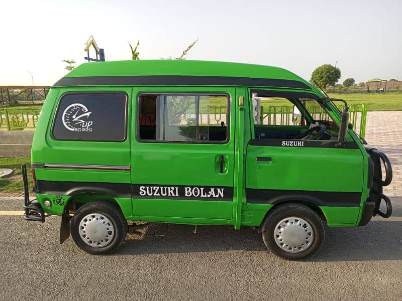 Suzuki Bolan 2015 2