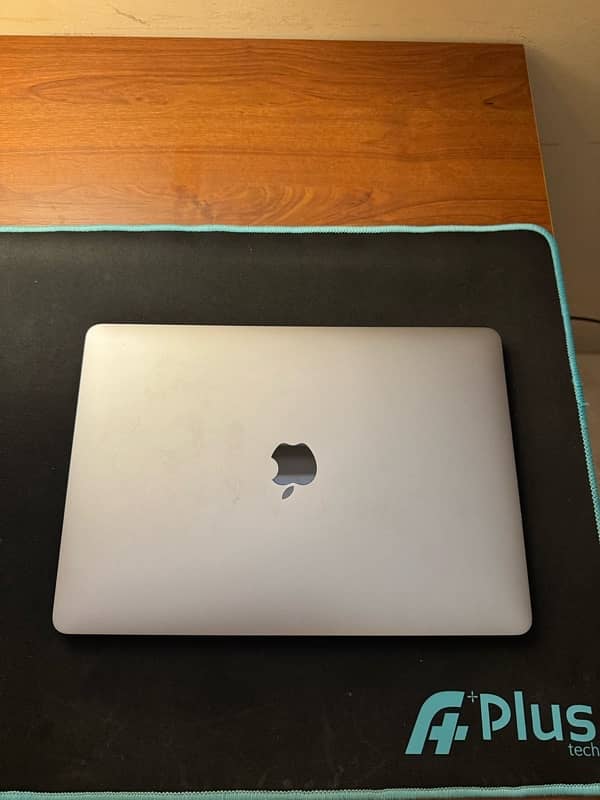 Macbook Pro 2017 TouchBar 16GB 1TB 1