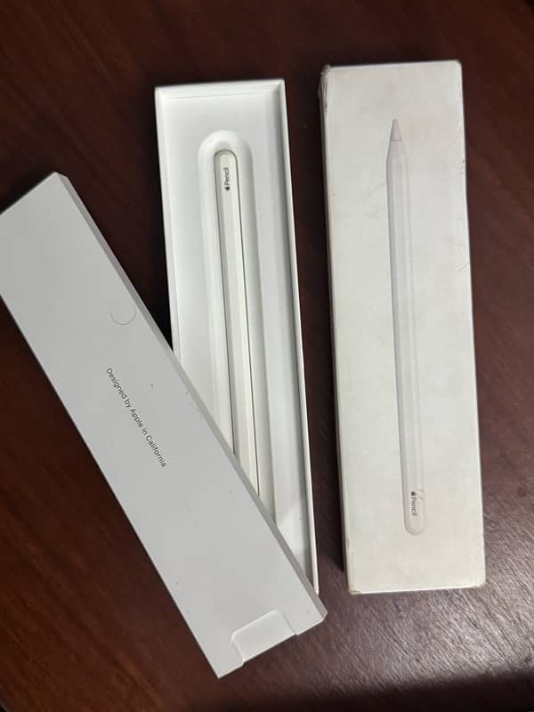 iPad pro 4th gen 2020 - 128gb with Apple pencil 2 3