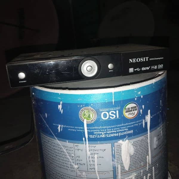 2 HD Dish Antenna's with NEOSIT Decoter + HDMI Cable For Sale 2