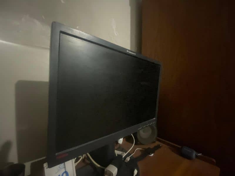 Lenovo Lcd 20 inch wide 3