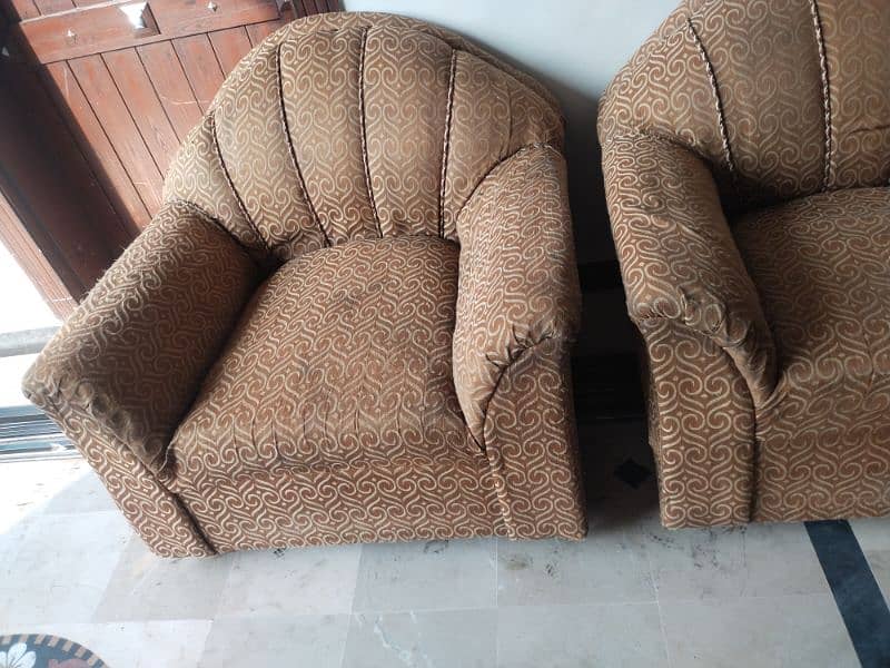 5 seaters sofa for sale 0