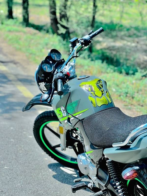 yamaha ybr g specail edition 1