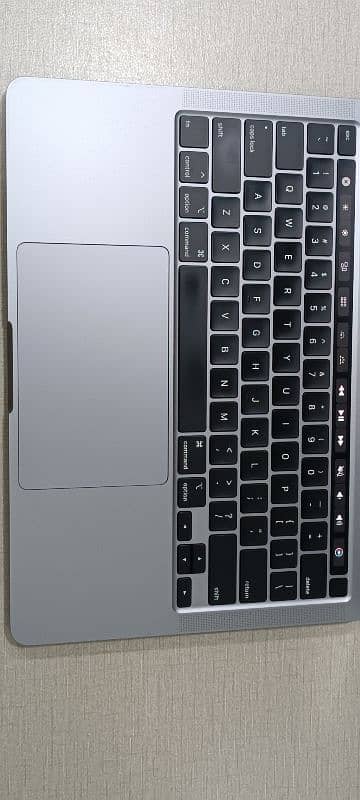 Apple MacBook Pro 2020 ci5 16Gb 256gb Touchbar 4