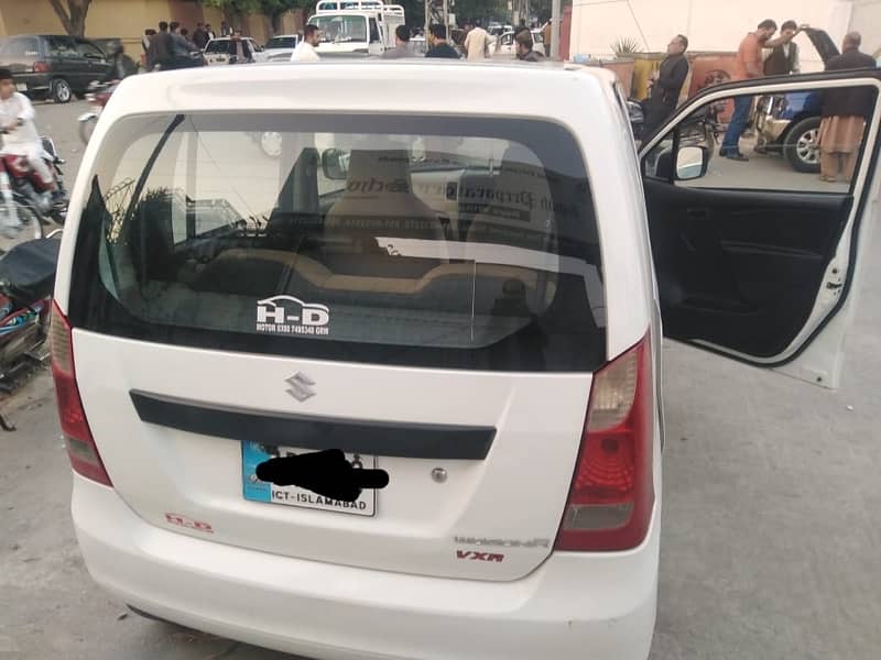 Suzuki Wagon R 2019 1