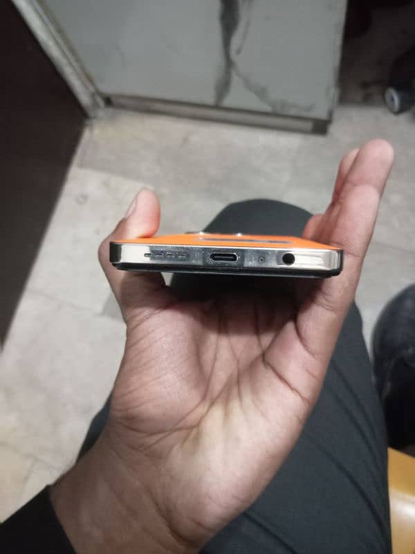 Infinix Note 30 Condition 10/10 4