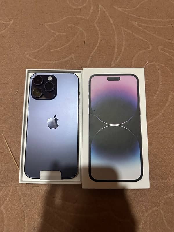 iPhone 14 Pro Max HK                                       12 13 15 16 0