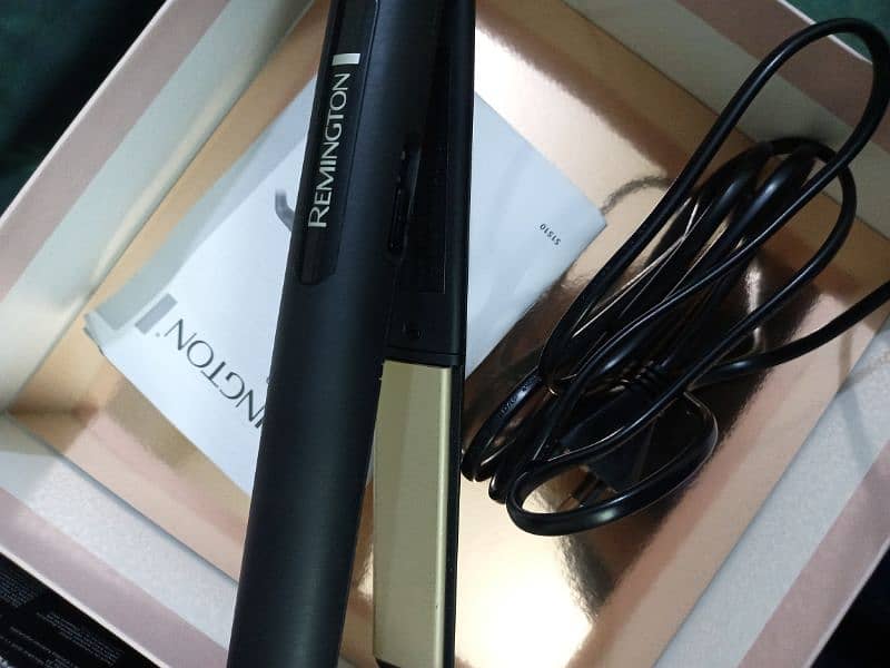 Remington original Straightener with box for sale 4