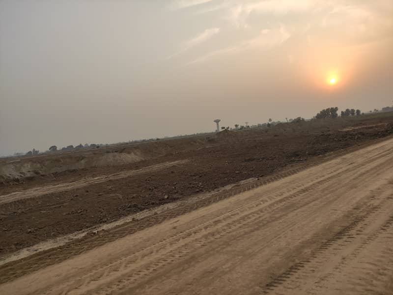 Best Plot In LDA City And Hot Location 10