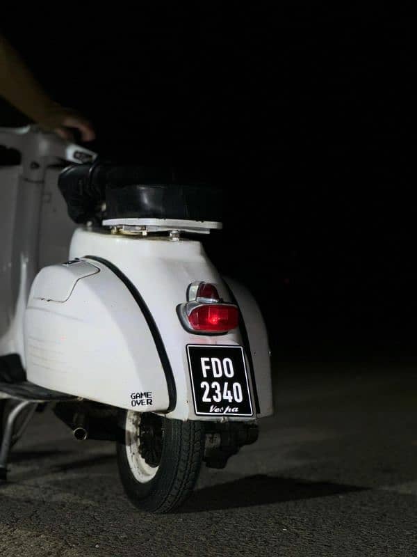 piago vespa 150cc 9