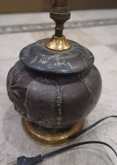 metal lamp antique style good working condition.