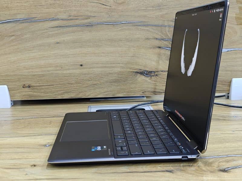 HP Spectre x360 2-in-1 Laptop 14 3