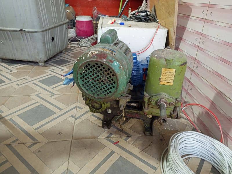 Donkey pump with motor and pump 4