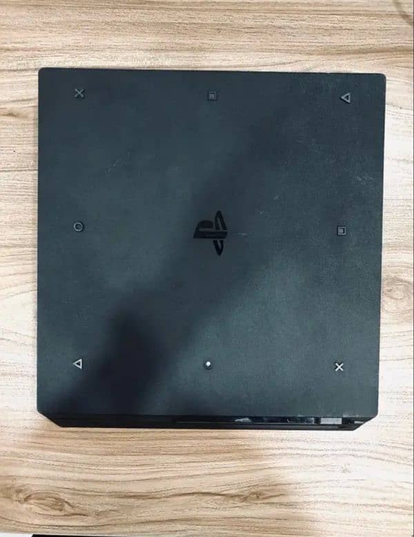 Ps4 pro 1 Tb Jailbreak 9.00 2 controller with box 1