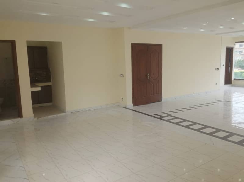 5 Marla First Floor Available For rent Main Boulevard 14