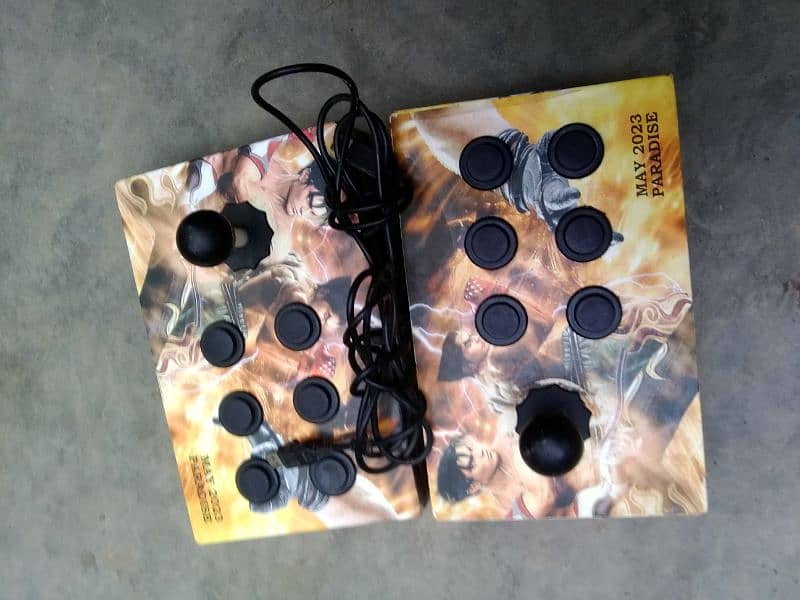 2 arcade bottton stick PC bilkul new h istam nhi hoi 1