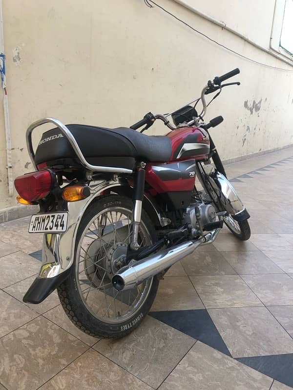 Honda CD 70 21/22 model 1