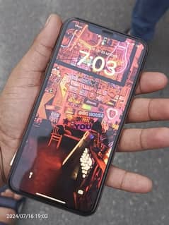 iphone 11 pro max 256 GB UK model