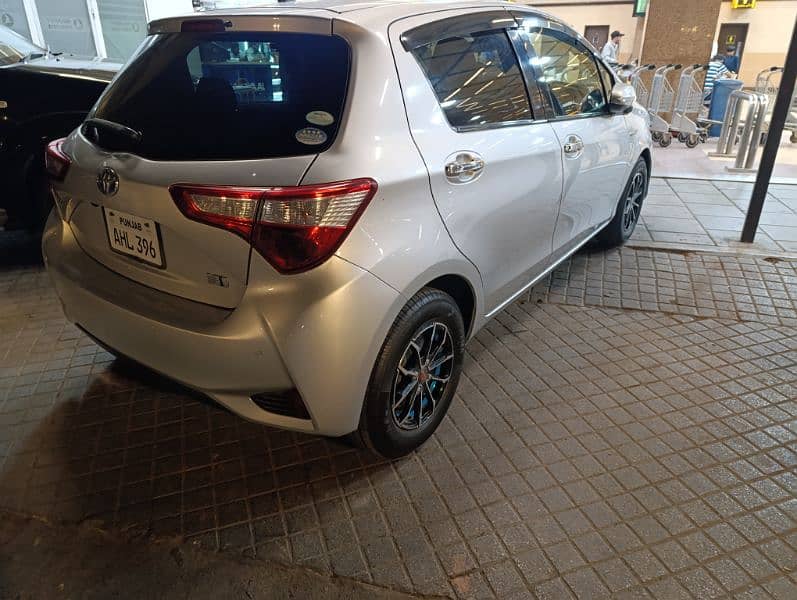 Toyota Vitz 2018 3