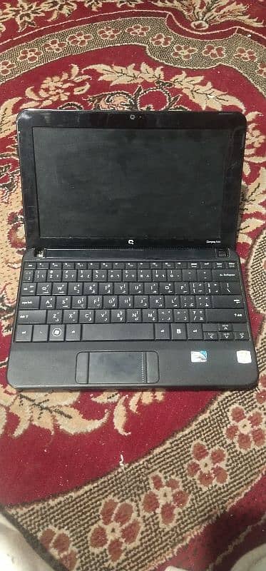 Compaq mini laptop 7