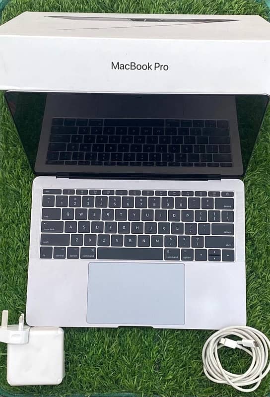 APPLE MACKBOOK PRO 2017  For sale WhatsApp Num #03265949331 0