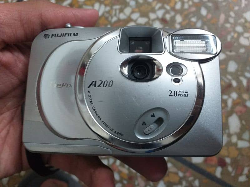 FUJIFILM A200 FINEPIX 1