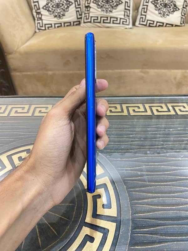 Realme 5 for sale in good condition 8