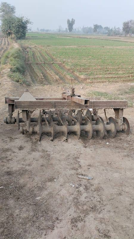 Massey tractor 360.2013 model 2