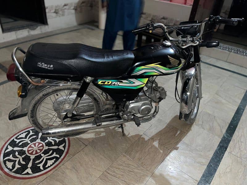 Honda CD 70 black 2023 1