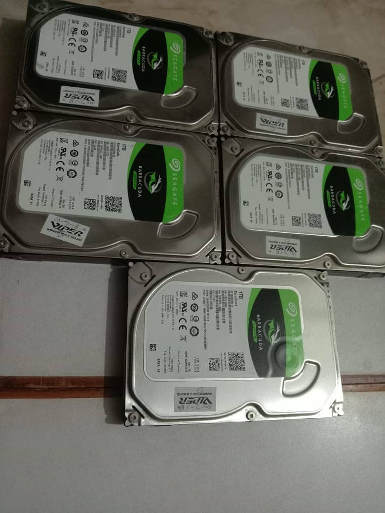 Seagate (Green) 1 TB Computer Hard Disk 4